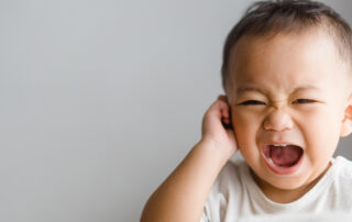 baby ear infection symptoms