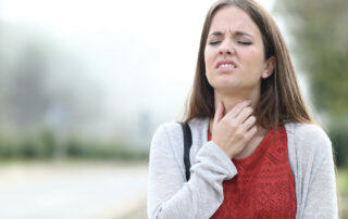Can allergies cause sort throat